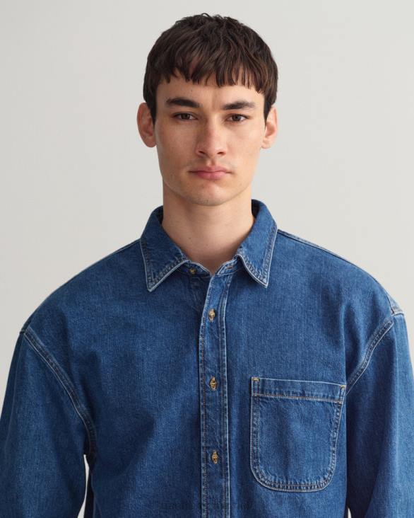 cămașă supradimensionată din twill din denim 888T19 albastru mijlociu purtat în GANT bărbați